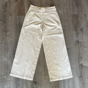 American Eagle Outfitters Women’s Cream High-Rise Trouser Pants NWT Size 4R